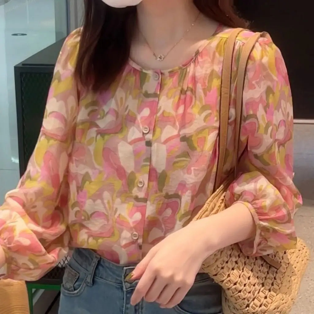 Floral Breeze Blouse – Casual Long Sleeve